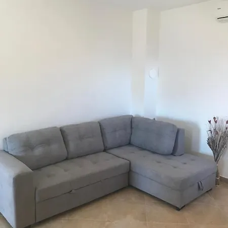 Nelly Apartment