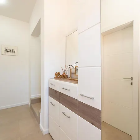 Apartament Nelly *
