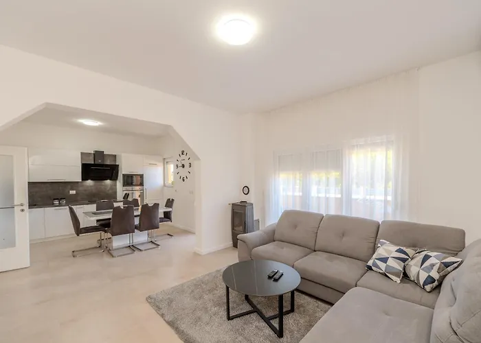 Nelly Appartement Privlaka (Zadar)