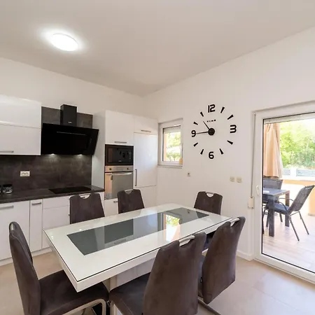 Nelly Apartmán Privlaka (Zadar)